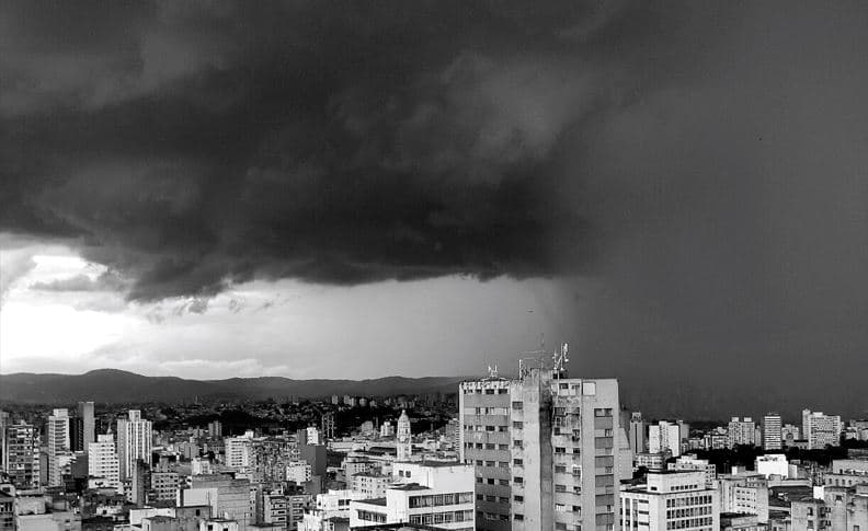 Chuva superior a 100 mm deve atingir capitais de duas regiões ao longo da semana