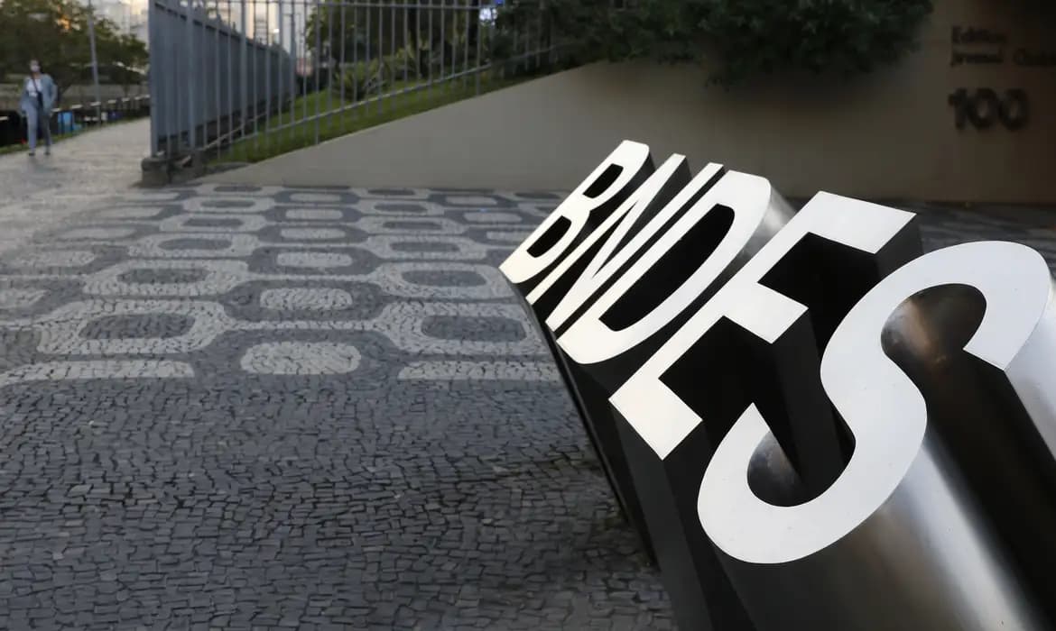 BNDES já recebeu R$ 8,2 bilhões em pedidos de crédito do Brasil Soberano em dois dias