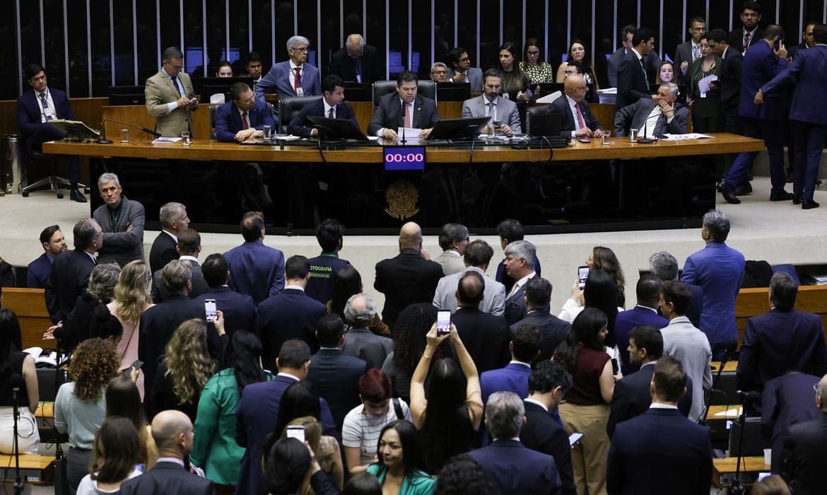Fim da escala 6×1: votação no Senado já tem data marcada