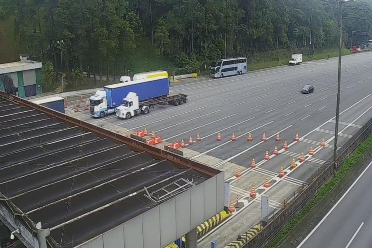 Ecovias espera 315 mil carros no litoral de SP no feriado de 9 de julho; veja o melhor horário para viajar