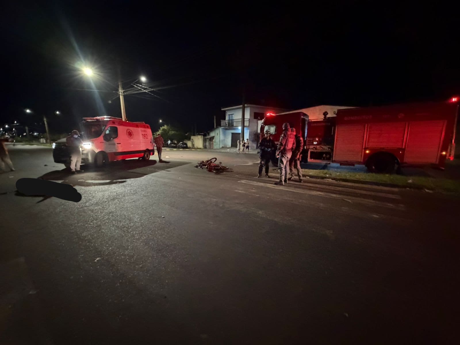 Motociclista e condutor de bicicleta elétrica morrem em acidente em Batatais, SP