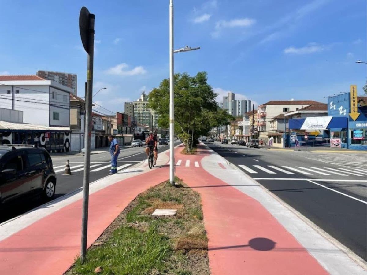 Santos analisa projetos para ampliar ciclovias em três vias da cidade; confira os trechos