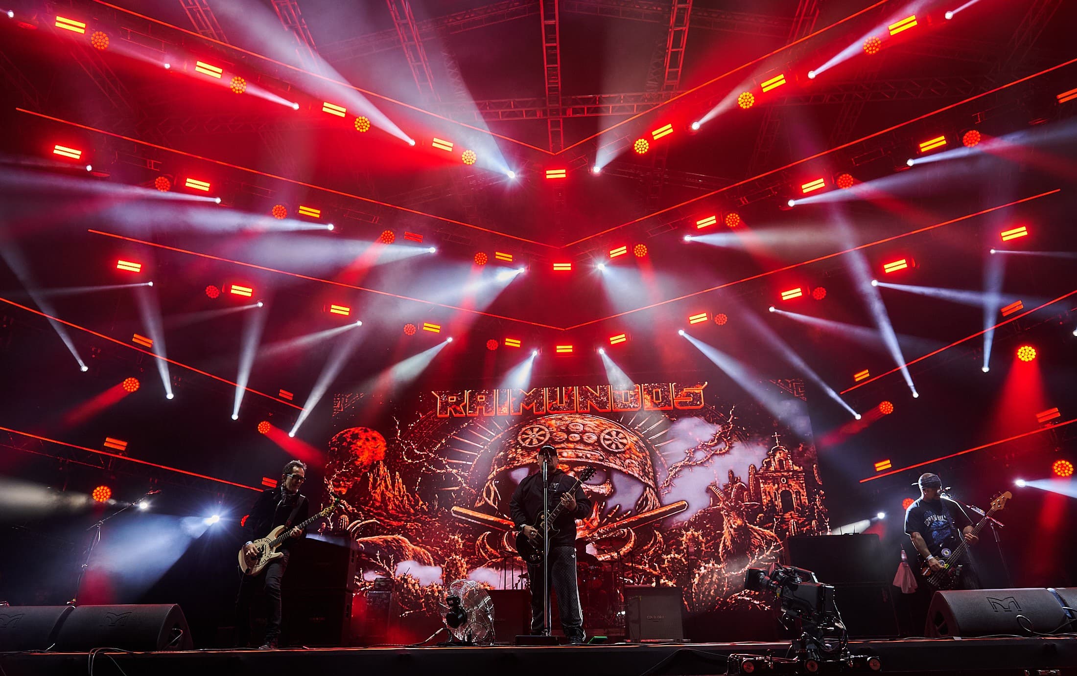Raimundos mergulha nas origens com forró-core e hits de 30 anos no João Rock 2026