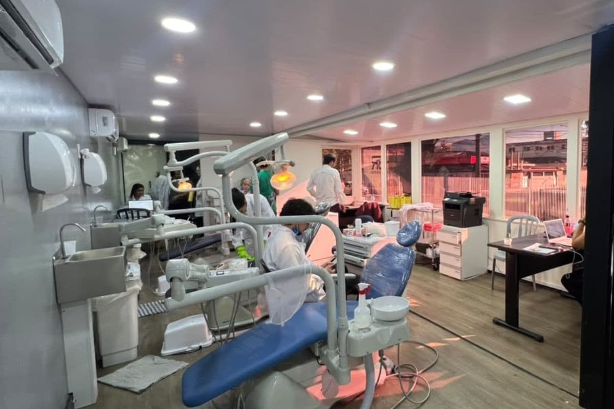 Carreta da Odontologia realiza atendimentos gratuitos em Cubatão